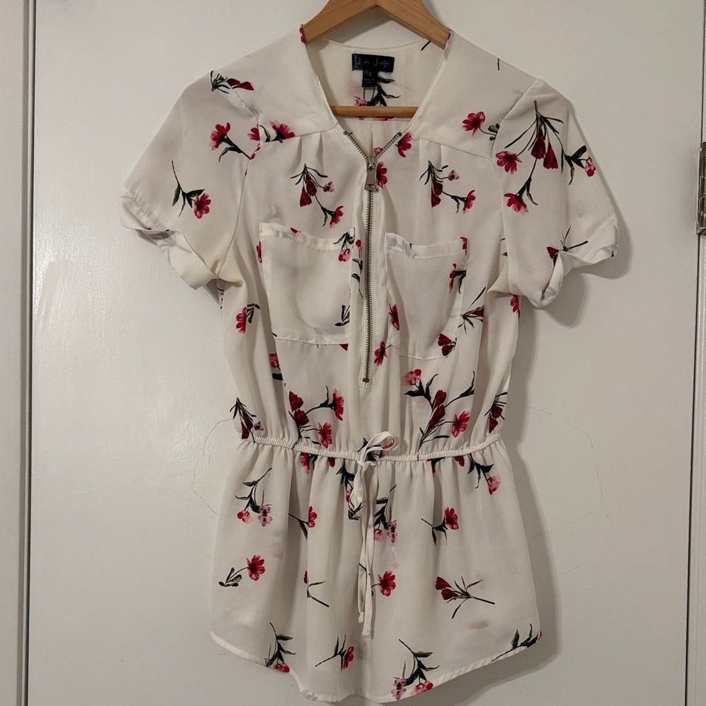 J for Justofy Floral Zip Front Blouse